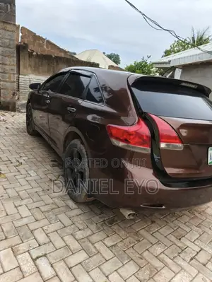 Toyota Venza 2010 Burgundy