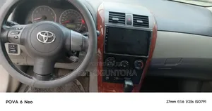 Toyota Corolla 2012 Silver