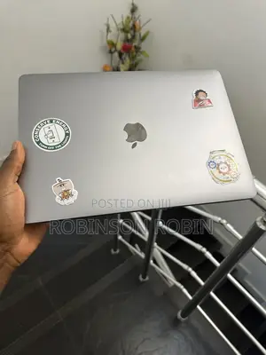 Laptop Apple MacBook Pro 2020 16GB Intel Core i5 SSD 512GB