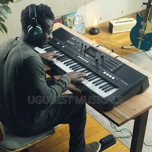 Yamaha PSR-E483 Portable 61-Key Keyboard