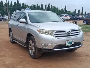 Toyota Highlander 2012 Silver