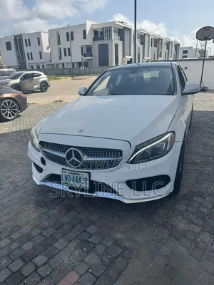 Mercedes-Benz C300 2015 White