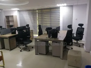 For Lease: A Serviced 190sqm Open Office Space on 2nd Floor With Lift
