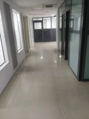 For Lease: A Serviced 340sqm Open Office Space on 3rd Floor With Lift