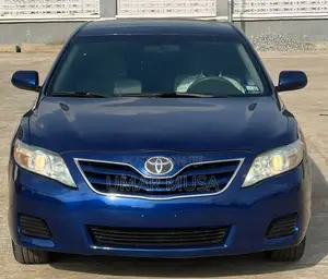 Toyota Camry 2010 Blue