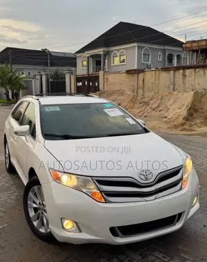 Toyota Venza LE 4dr Wagon (2.7L 4cyl 6A) 2014 White