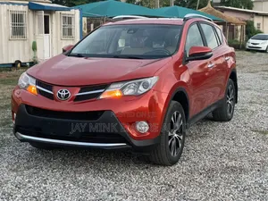 Toyota RAV4 2015 Orange