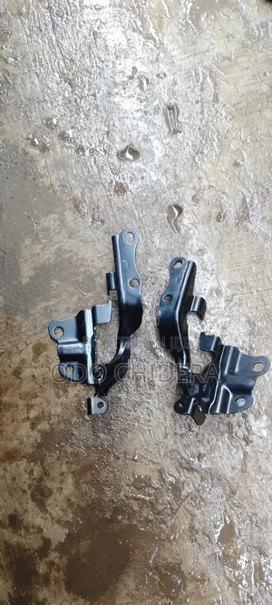 Bonnet Hanger Huilx 2020 Model