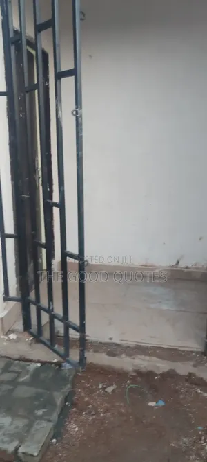 1bdrm Room & Parlour in Kagini for rent