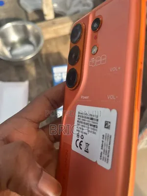 New Tecno Camon 50 Pro 256 GB Orange