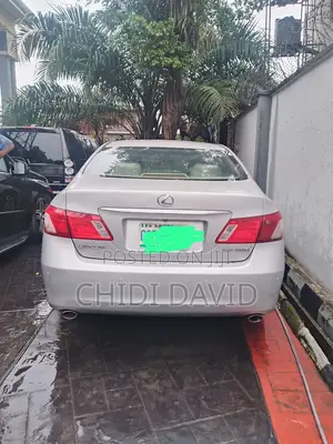 Lexus ES 350 2010 Silver