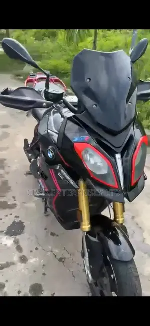 BMW S 1000 XR 2019 Black