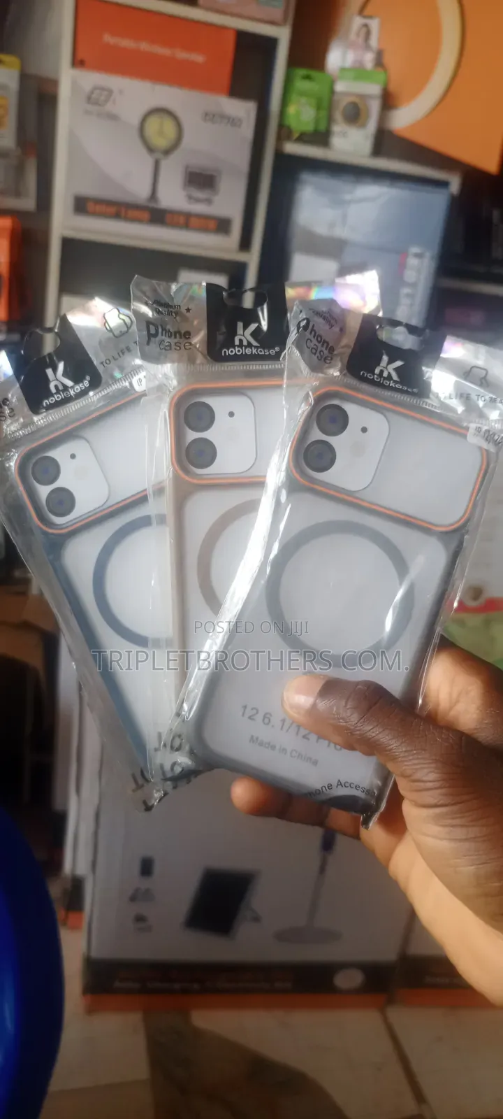 M iPhone Pouuch