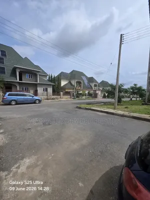 3bdrm Townhouse / Terrace in River Park Estate, Lugbe District for rent