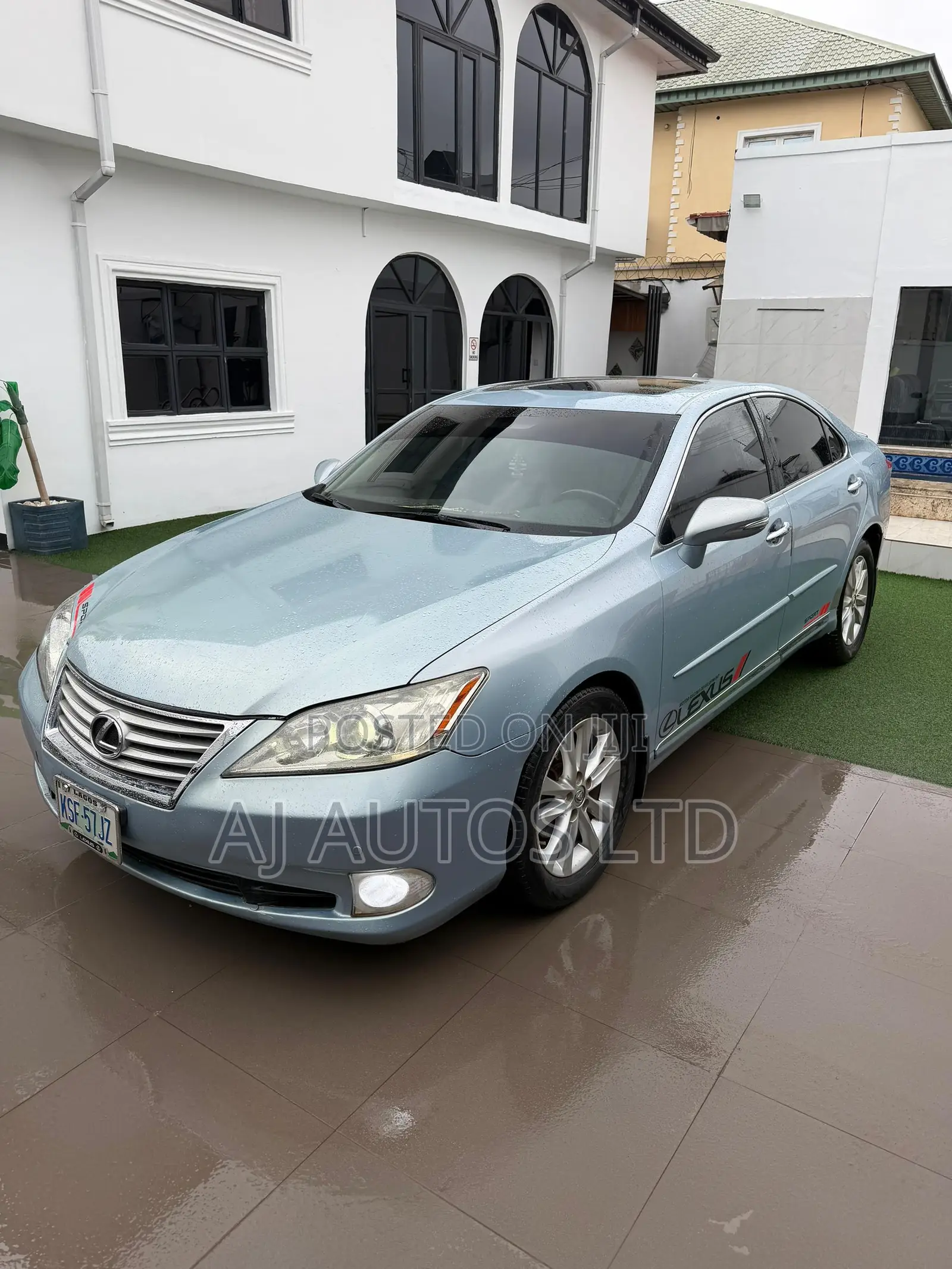 Lexus ES 350 2011 Blue