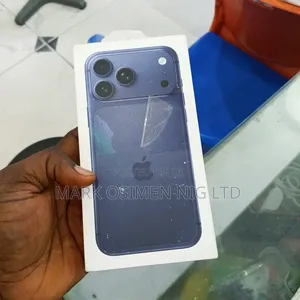 New Apple iPhone 17 Pro Max 1 TB Silver