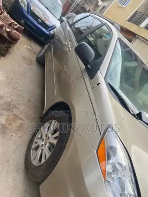 Toyota Sienna 2007 Gold