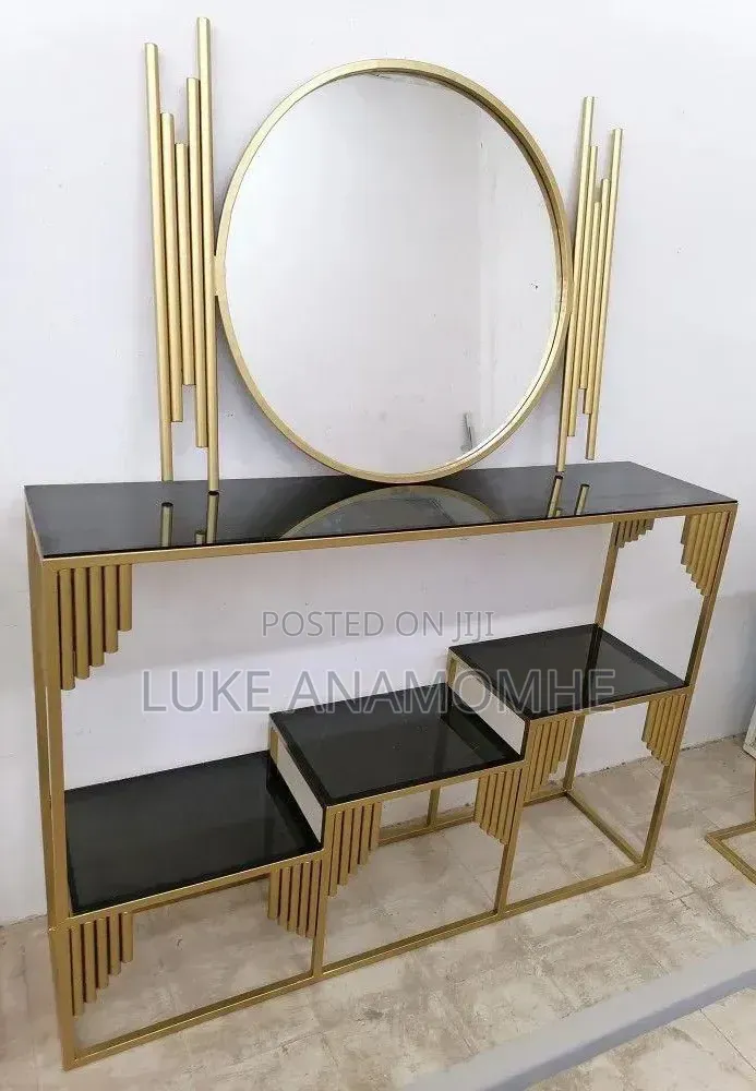 Dressing Table With Mirror