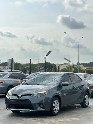 Toyota Camry LE 4dr Sedan (2.5L 4cyl 6A) 2015 Gray
