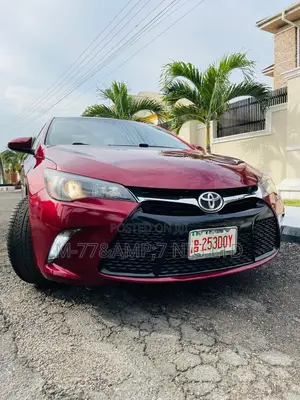 Toyota Camry 2016 Burgundy