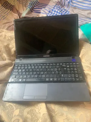 Laptop Samsung 4GB Intel HDD 320GB