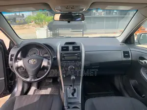 Toyota Corolla 2012 Black