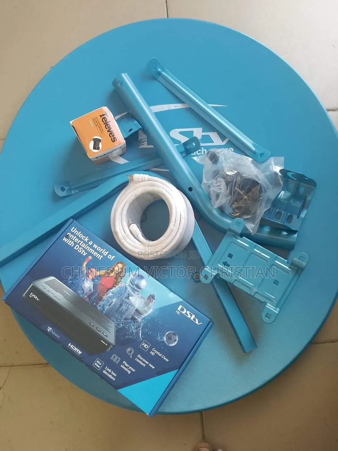 DSTV Decoder and Complete Accessories