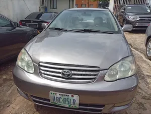 Toyota Corolla LE 2004 Gray