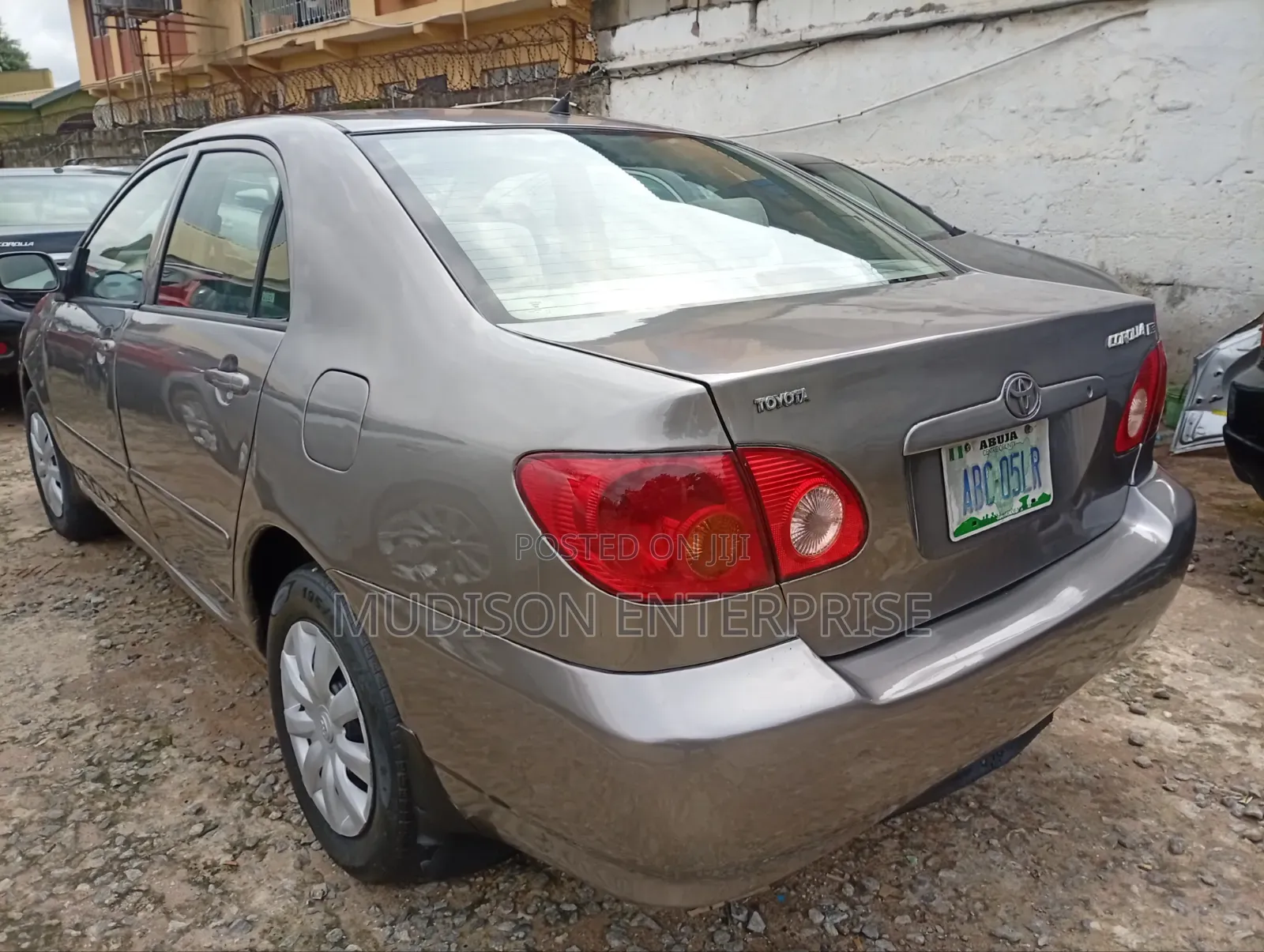 Toyota Corolla LE 2004 Gray