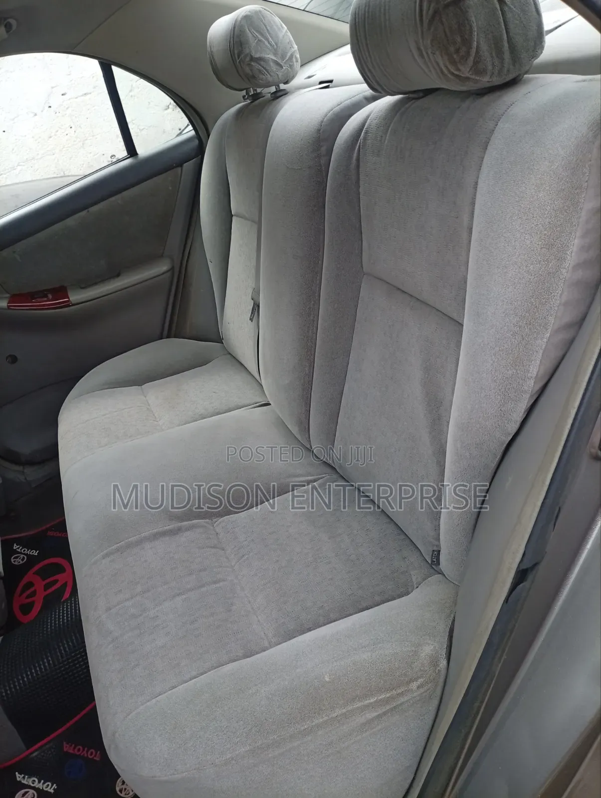Toyota Corolla LE 2004 Gray