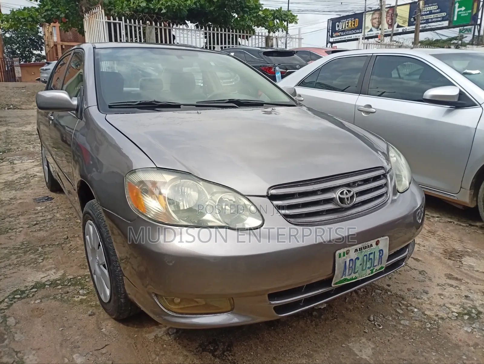 Toyota Corolla LE 2004 Gray