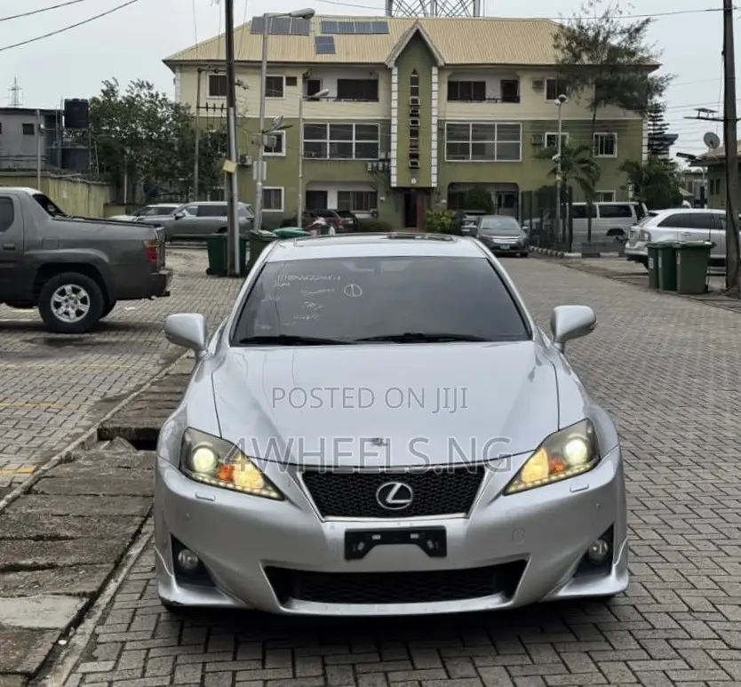 Lexus IS 250 Automatic 2012 Silver