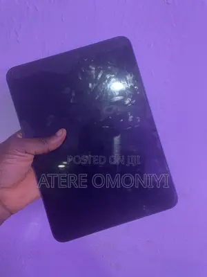 Apple iPad (2025) 128 GB Blue