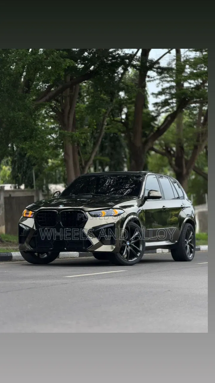 BMW X5 2025 Gold