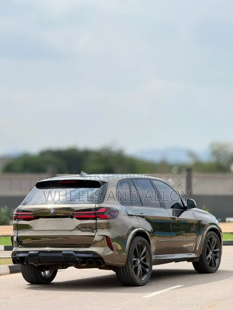 BMW X5 2025 Gold
