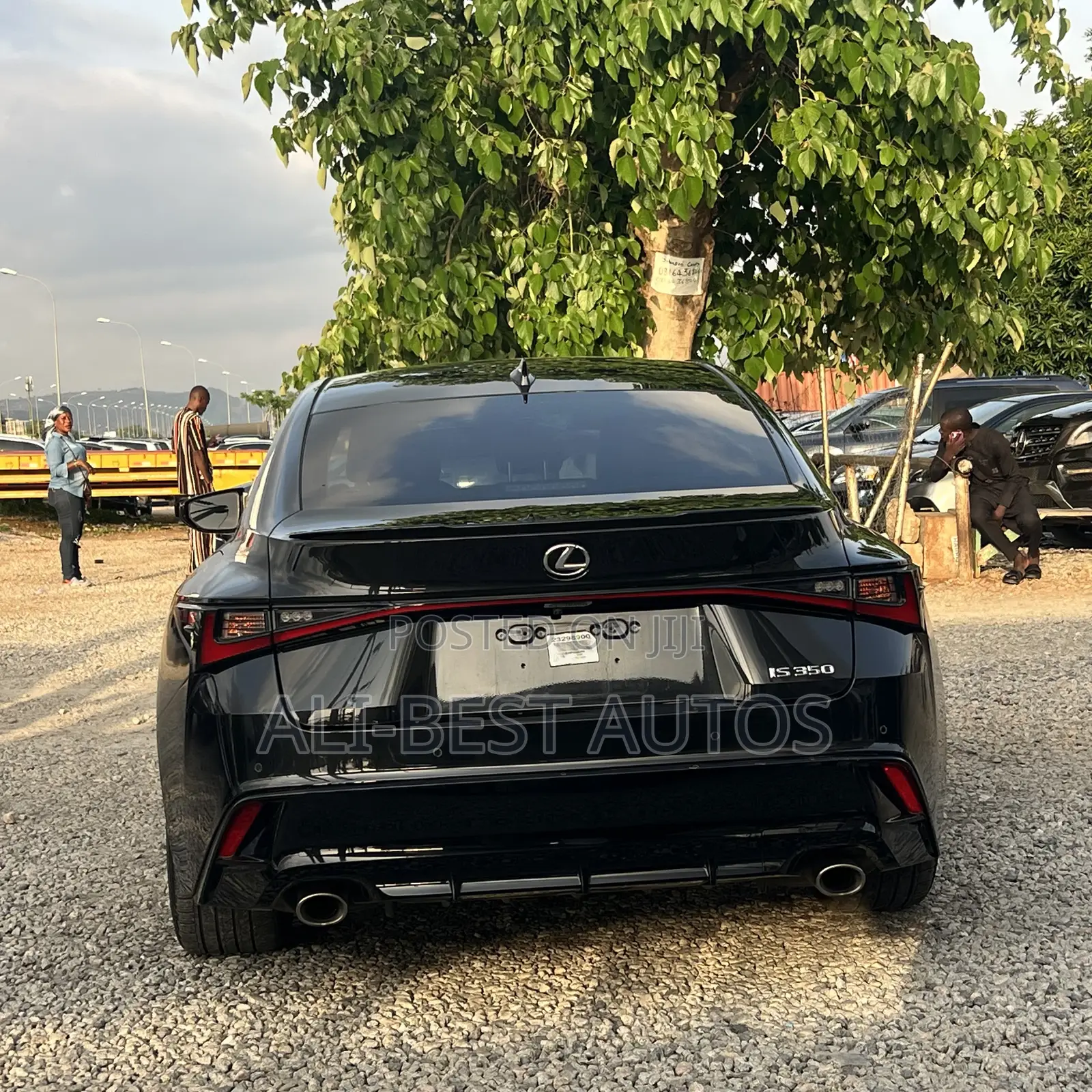 Lexus IS 2023 Black