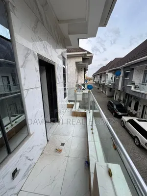 1bdrm Apartment in Ikota for rent