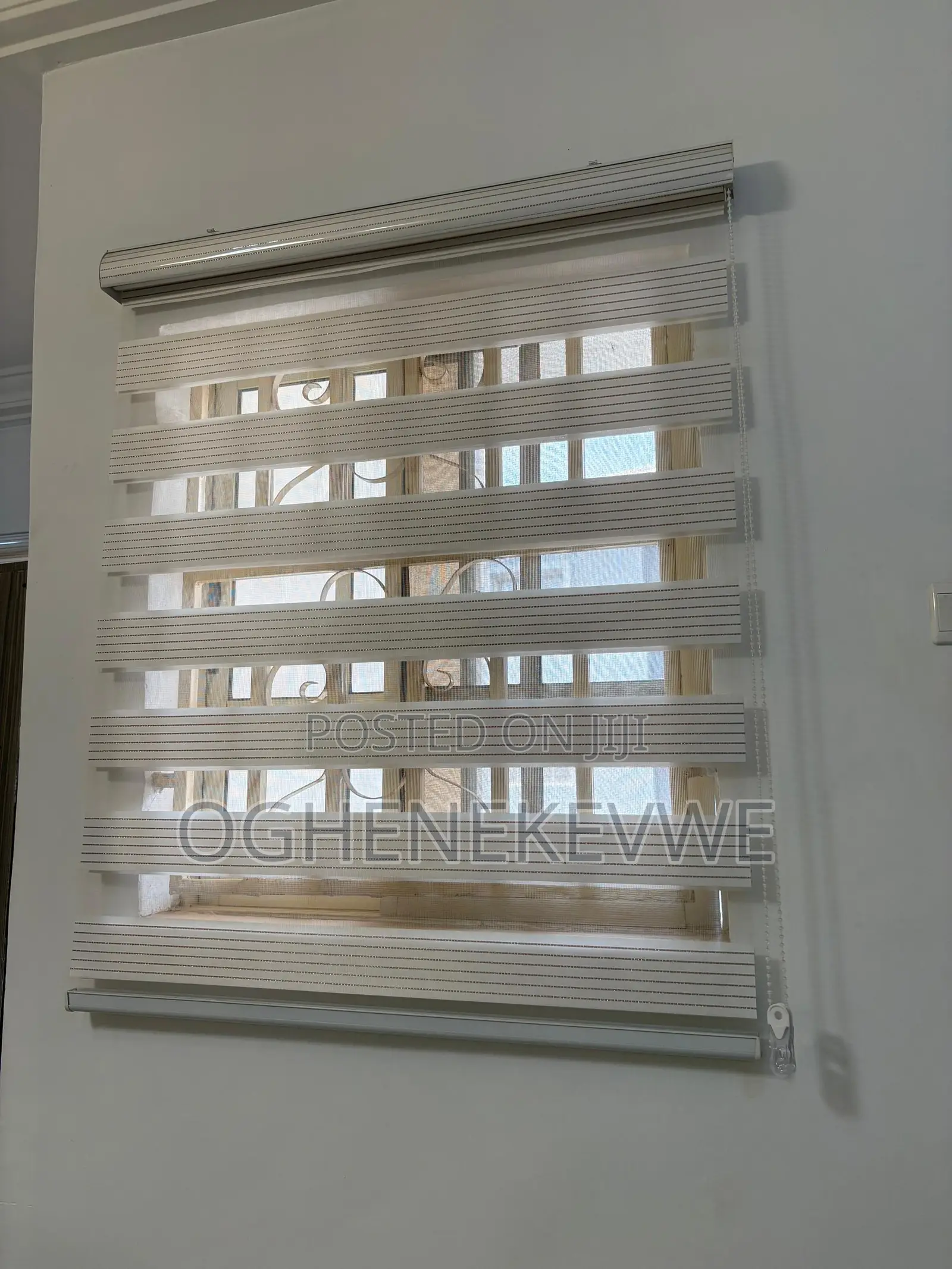 3 Sets Of Parlor Window Blind