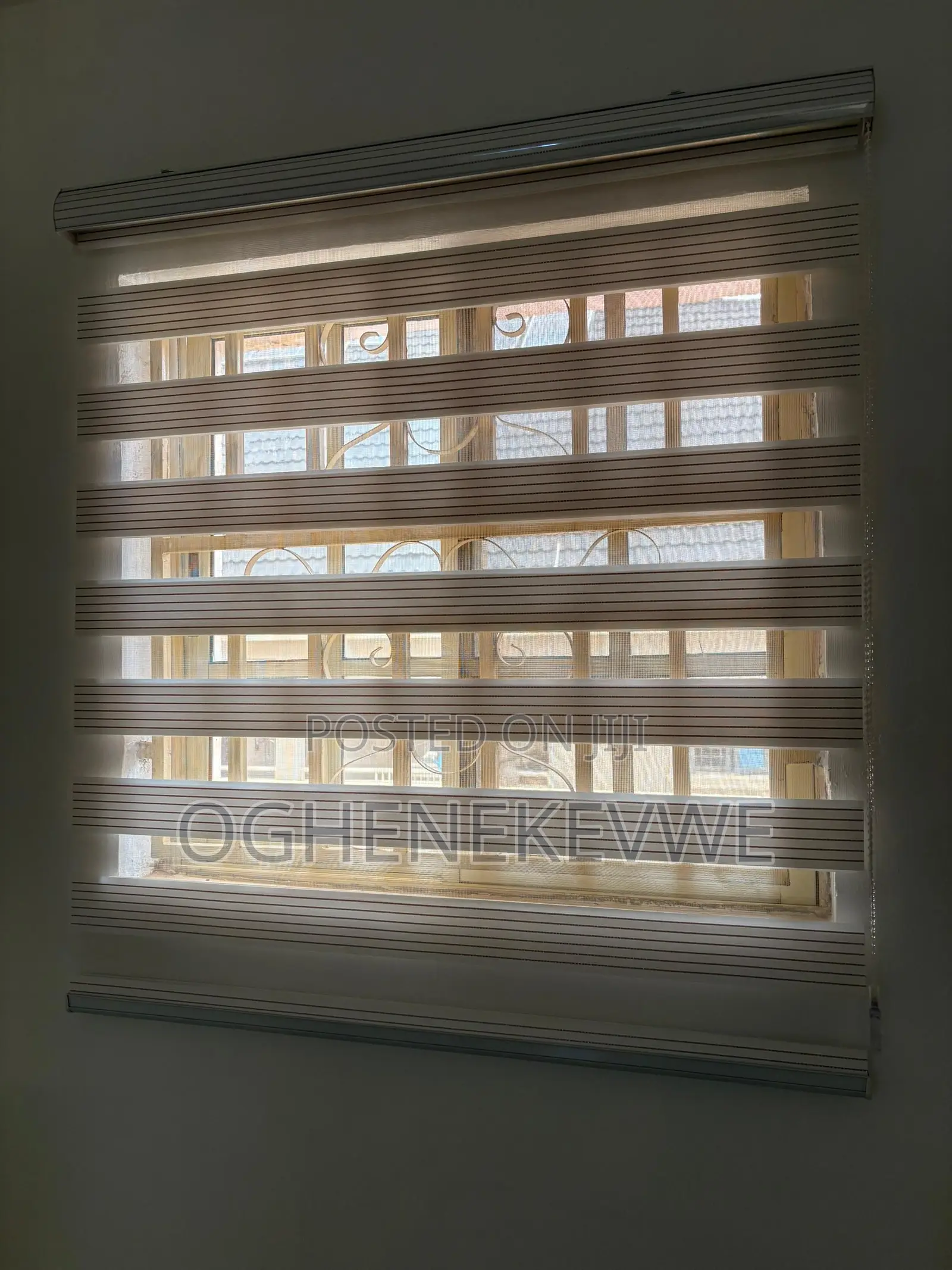 3 Sets Of Parlor Window Blind