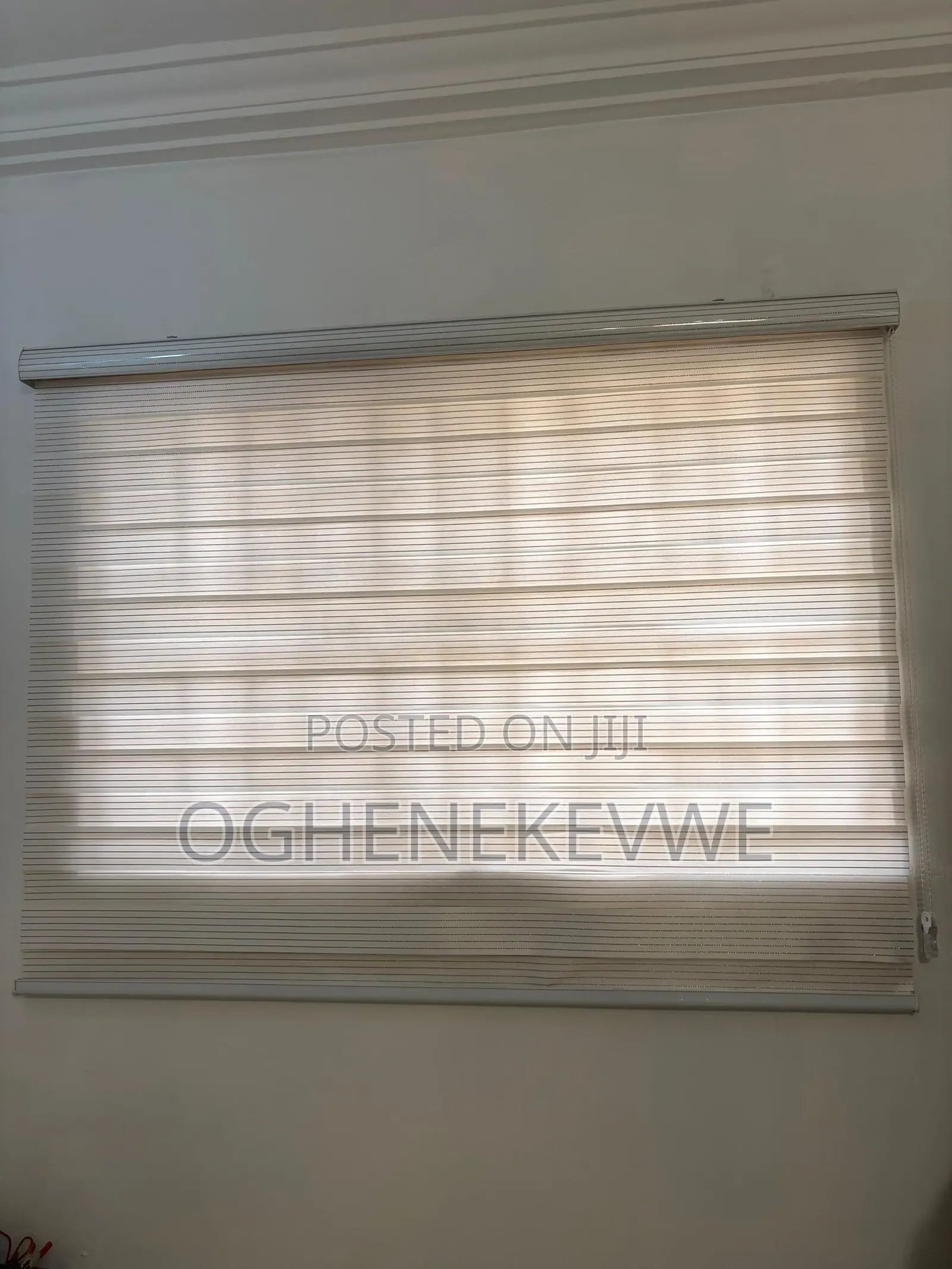 3 Sets Of Parlor Window Blind