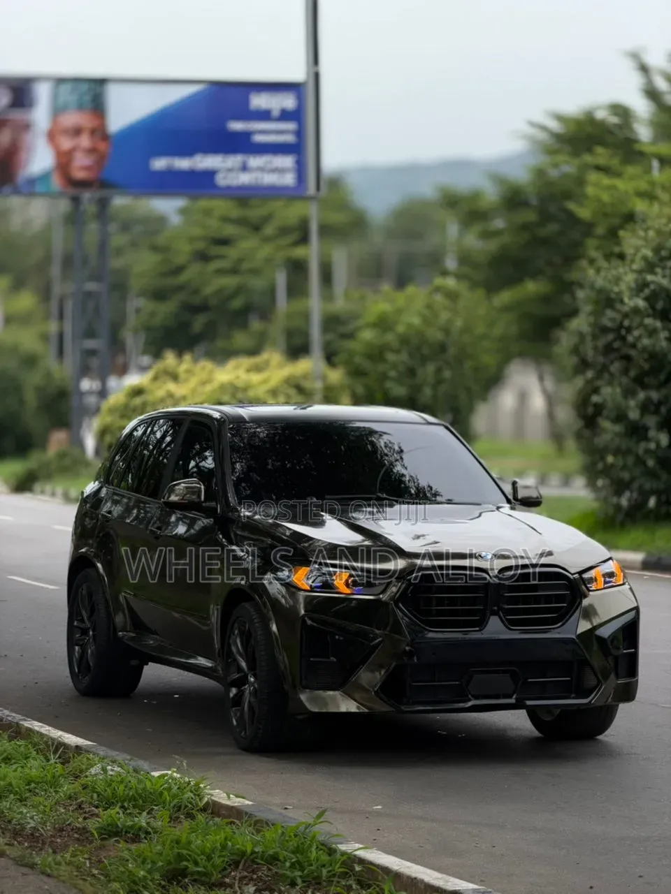 BMW X5 2025 Gold