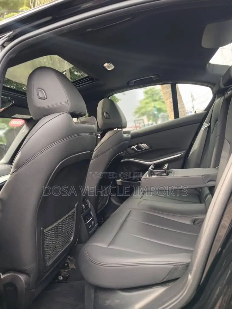 BMW 330i 2020 Black