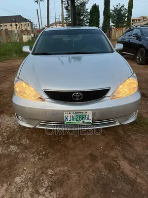 Toyota Camry SE 4dr Sedan (2.4L 4cyl 5A) 2006 Silver