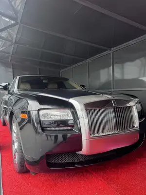 Rolls-Royce Ghost 2012 Gray