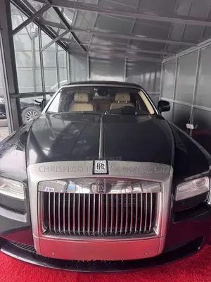 Rolls-Royce Ghost 2012 Gray