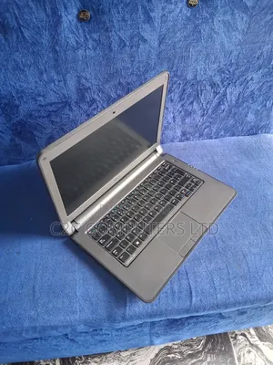 Laptop Dell Latitude 3350 8GB Intel Core i3 HDD 500GB