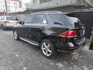 Mercedes-Benz GLE-Class 2017 Black
