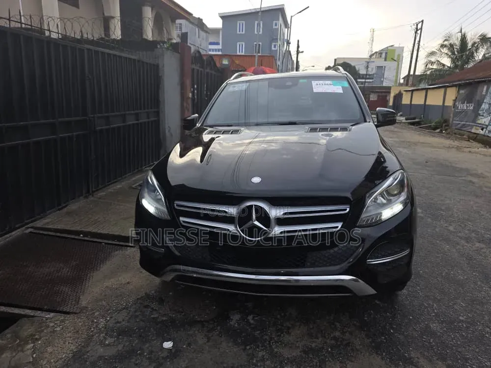 Mercedes-Benz GLE-Class 2017 Black