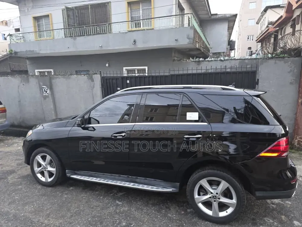 Mercedes-Benz GLE-Class 2017 Black