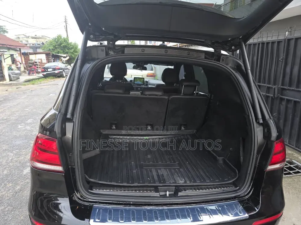 Mercedes-Benz GLE-Class 2017 Black